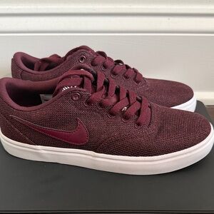 Nike Women’s Dark Red Sneakers